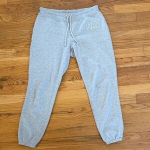 GAP women Gray Sweatpants